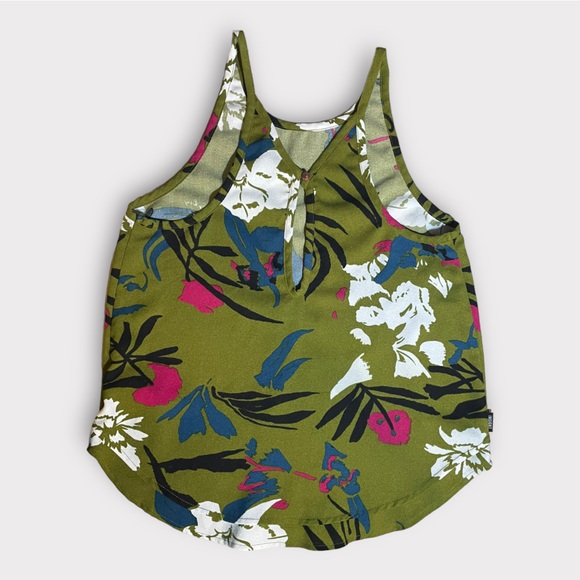 Insight Green Floral Tank - Picture 2 of 8